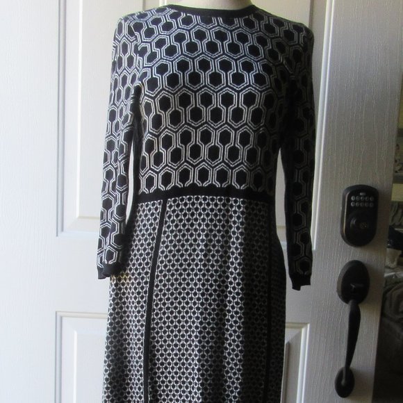 Moth Dresses | Anthropologie Moth Sweater Maxi Size M | Color: Black/White | Size: M | Kathleen4523's Closet